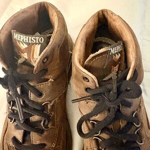 Mephisto women Chukka boots